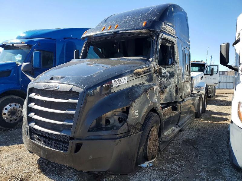 2022 Freightliner Cascadia 126 Semi Truck