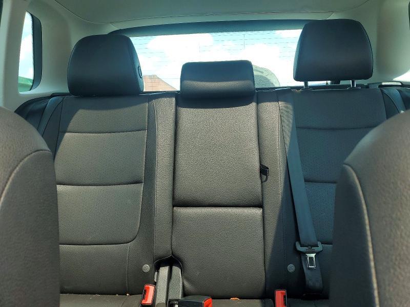 2015 Volkswagen Tiguan s