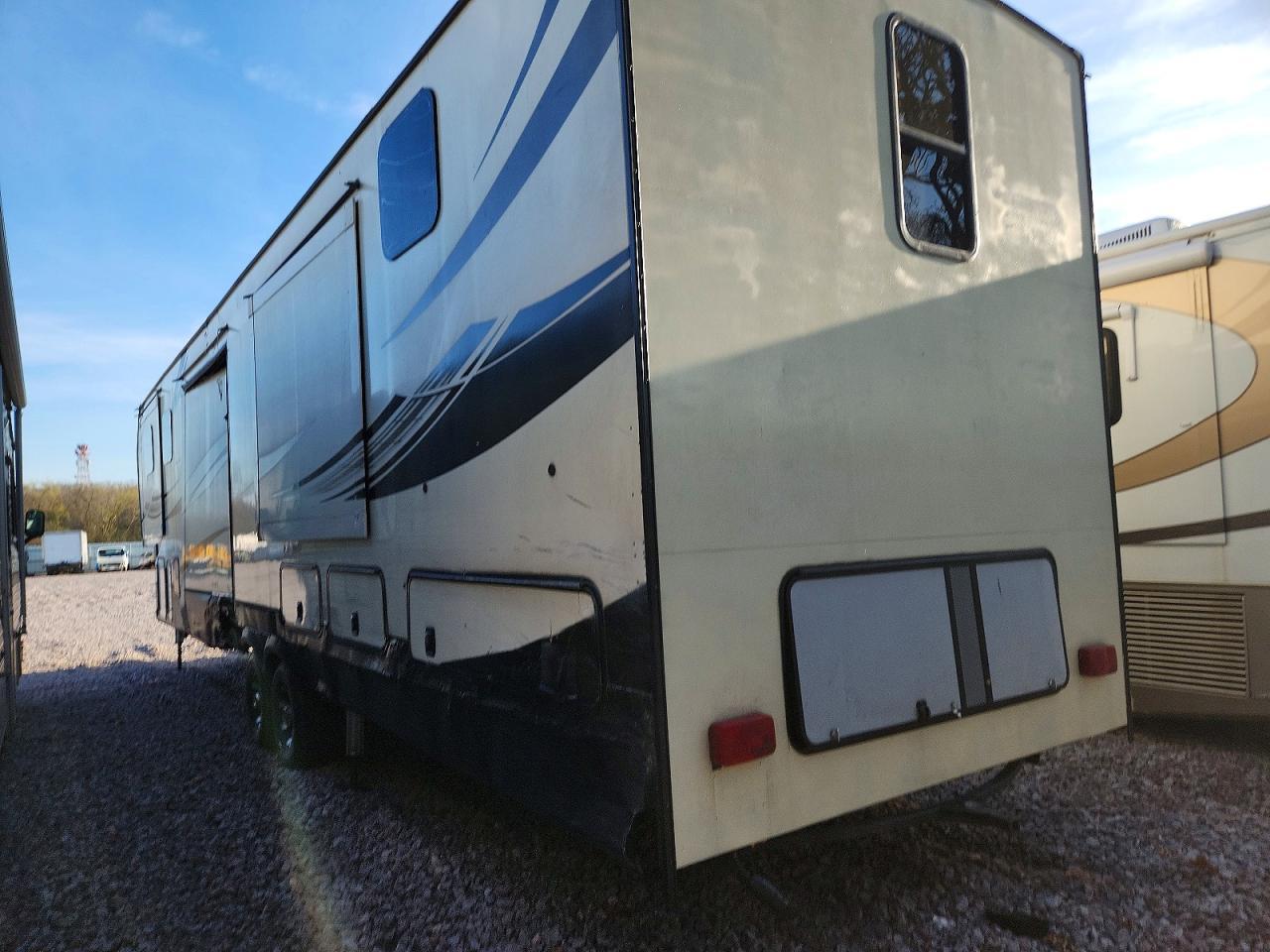 2019 Keystone Alpine 3701FL