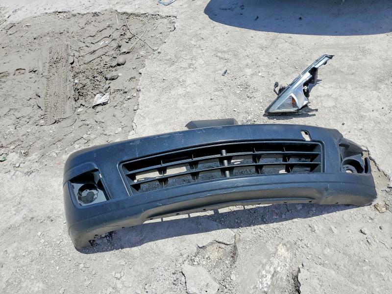 2010 Nissan Versa 1.8 s