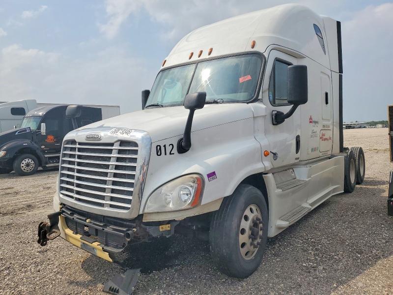2016 Freigliner 2016 Freightliner Cascadia 125 Semi Truck