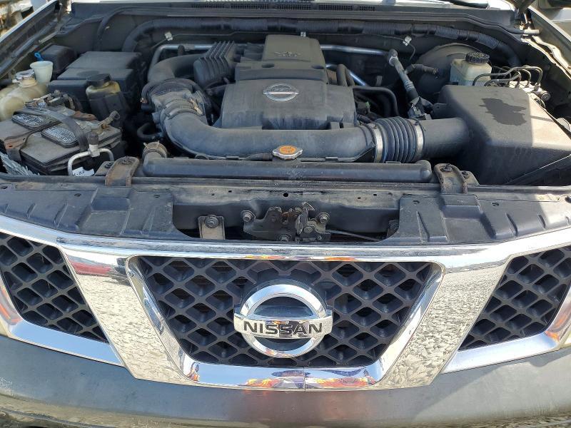 2005 Nissan Pathfinder xe