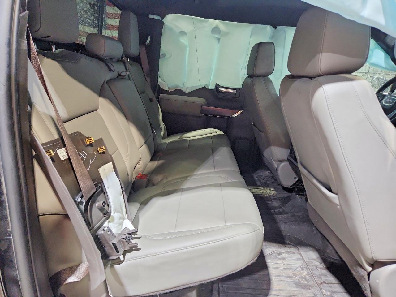 2020 GMC Sierra K1500 SLT