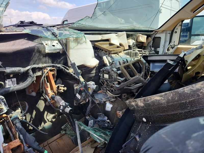 2012 Ford F350 Super Duty Truck Cab AND Chassis