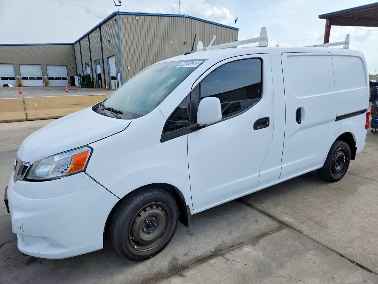 2017 Nissan NV200 SV