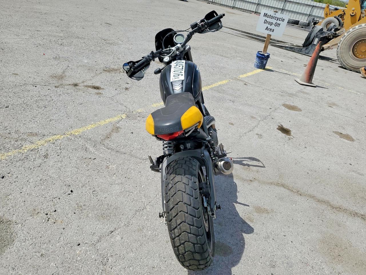 2016 Ducati Scrambler 800