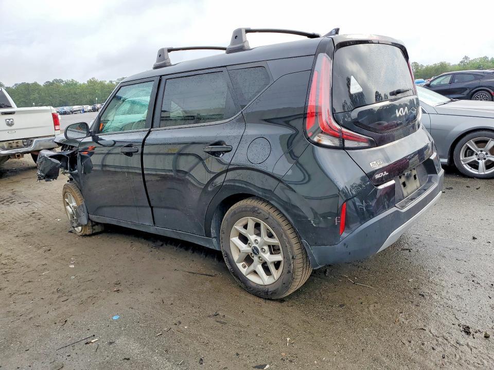 2023 KIA Soul lx