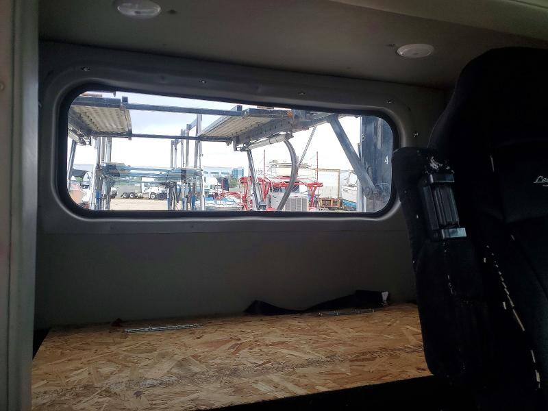 2016 Peterbilt 365 Car Hauler Truck