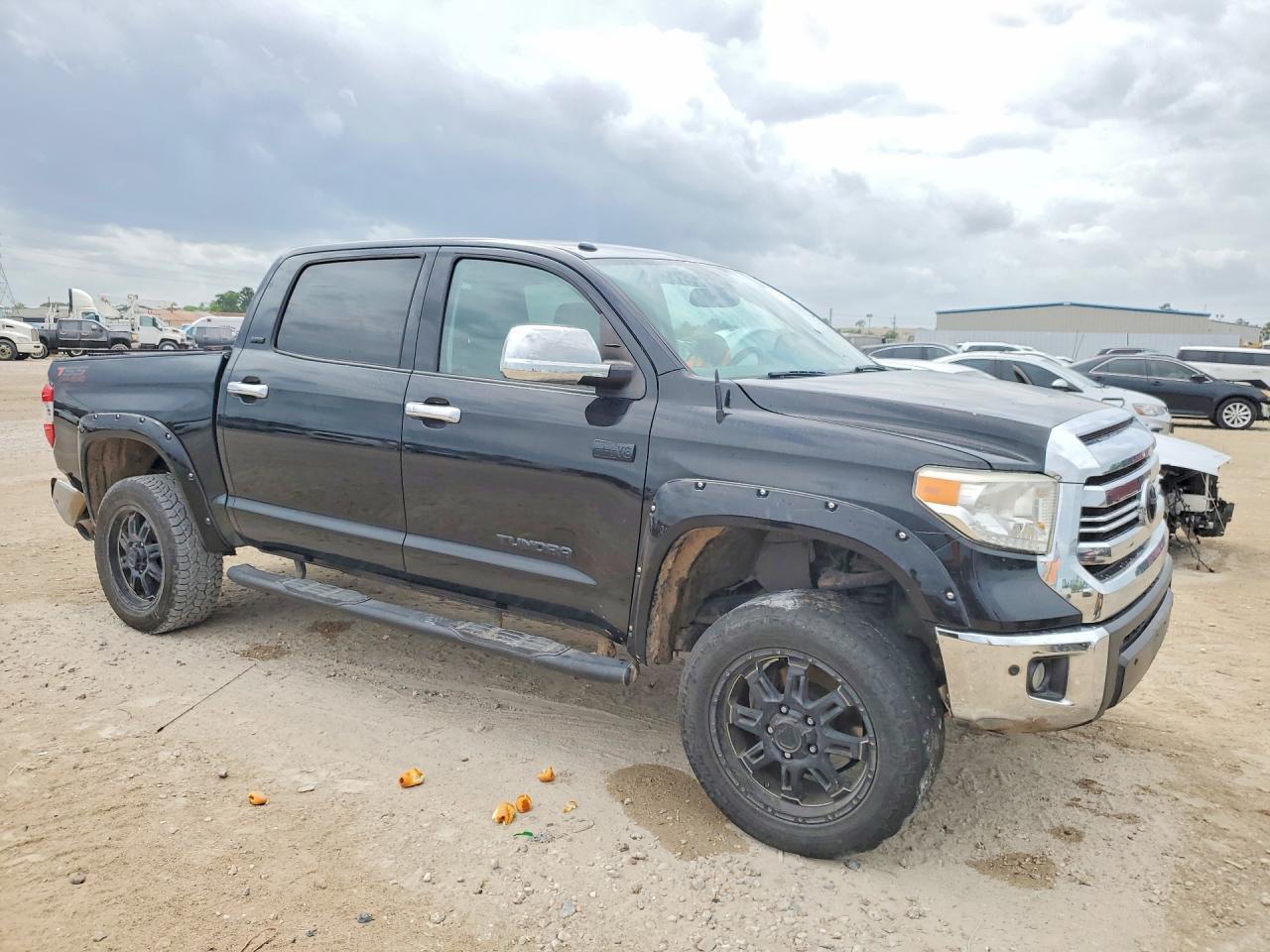 2017 Toyota Tundra SR5