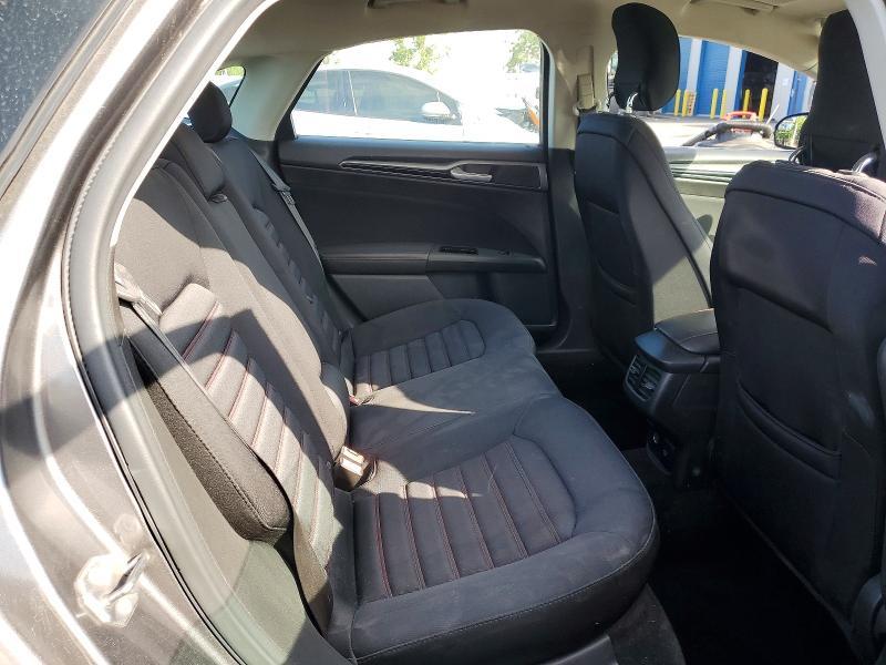 2013 Ford Fusion se Hybrid