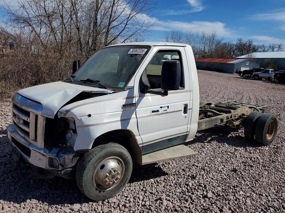 2015 Ford E450 Truck Cab AND Chassis