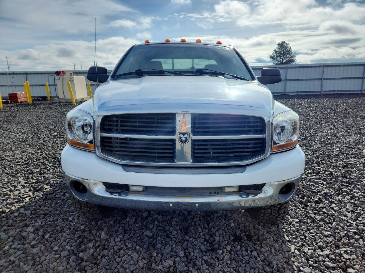 2006 Dodge RAM 2500 ST