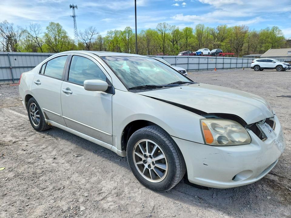 2005 Mitsubishi Galant es Medium