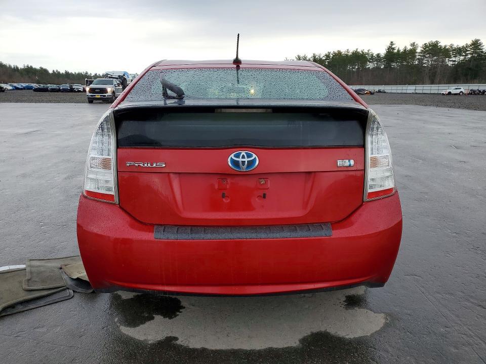 2010 Toyota Prius iii