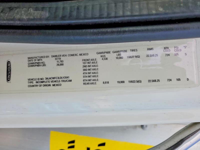 2020 Freigliner 2020 Freightliner Business Class M2 BOX Truck