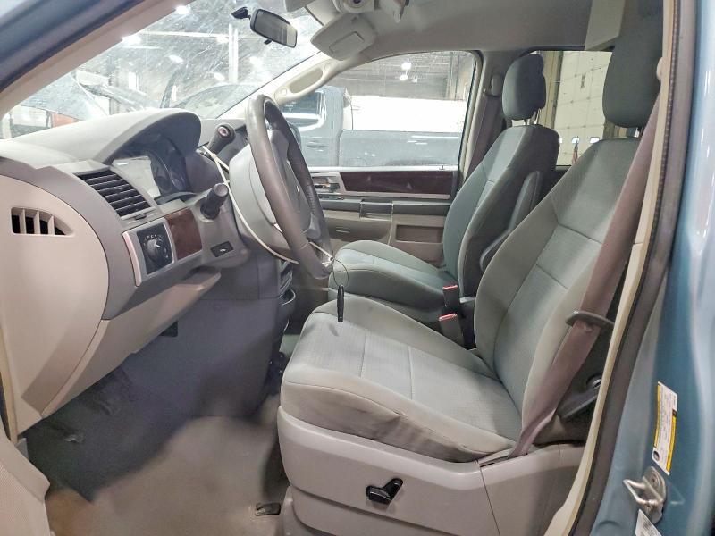 2010 Chrysler Town & Country Touring