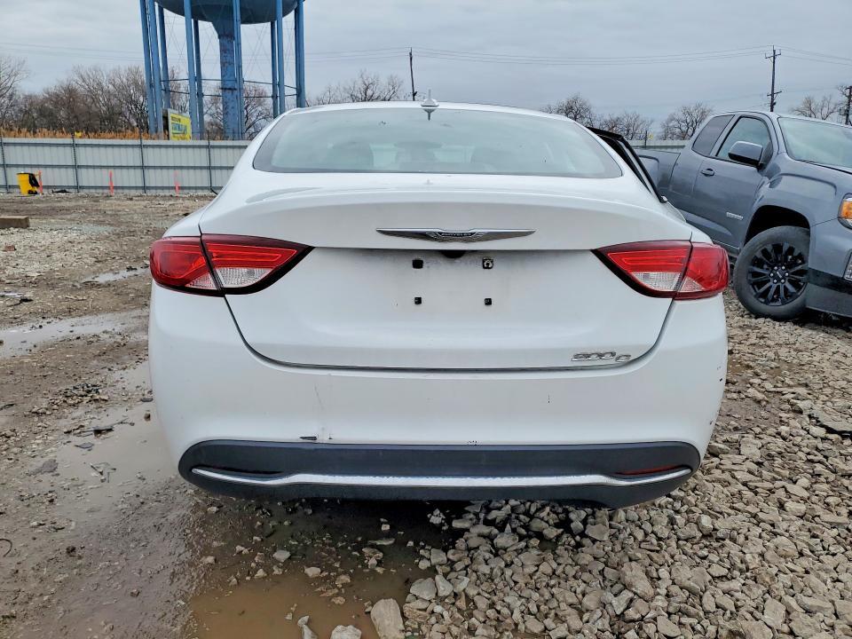2015 Chrysler 200 c