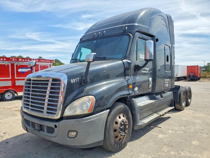 2012 Freigliner 2012 Freightliner Cascadia 125 Semi Truck