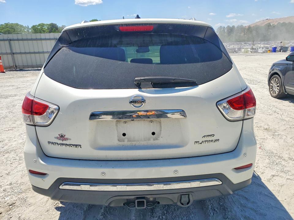 2016 Nissan Pathfinder s