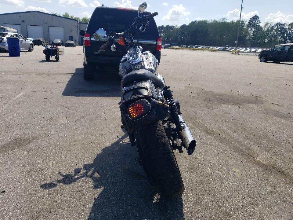 2010 Harley-Davidson Fxdc