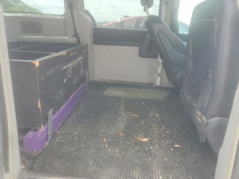 2010 Chrysler Town and Country Touring