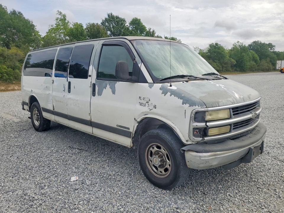 2002 Chevrolet Express G3500