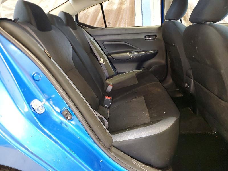 2023 Nissan Versa sv