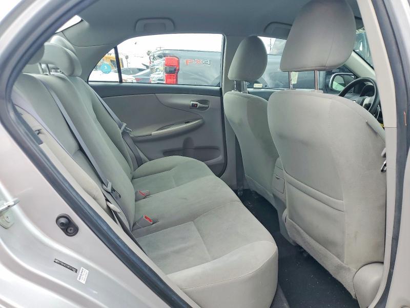 2011 Toyota Corolla le