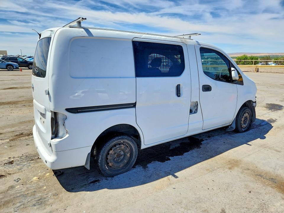 2017 Nissan NV200 SV
