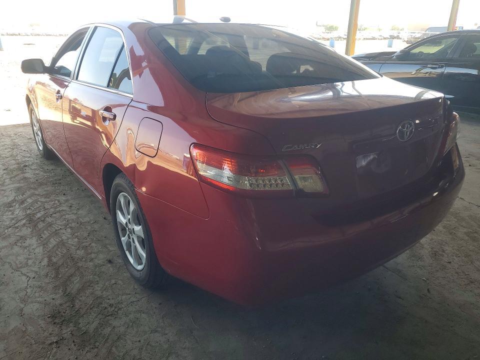 2010 Toyota Camry le