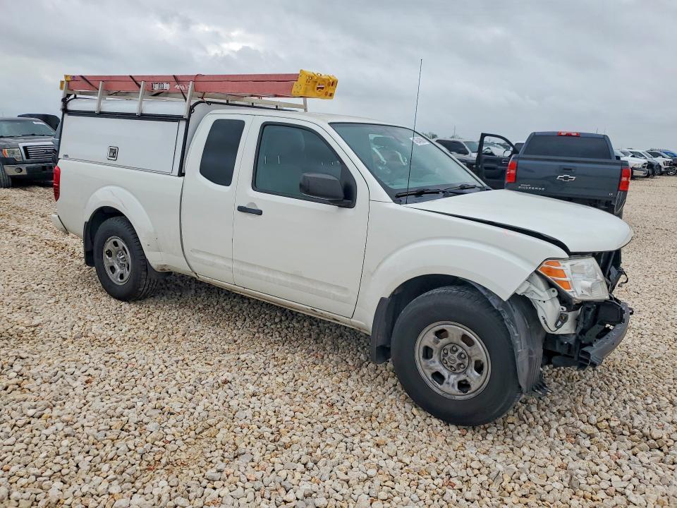 2021 Nissan Frontier s