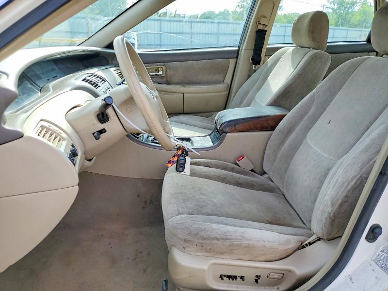 2003 Toyota Avalon xl