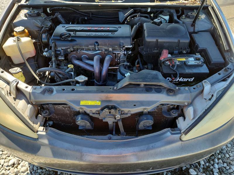 2003 Toyota Camry le