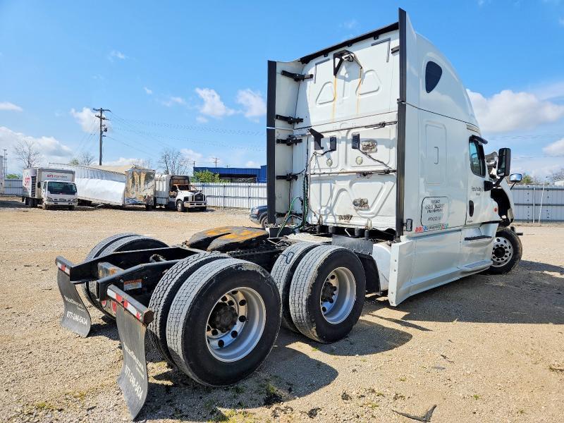 2017 Freightliner Cascadia 125