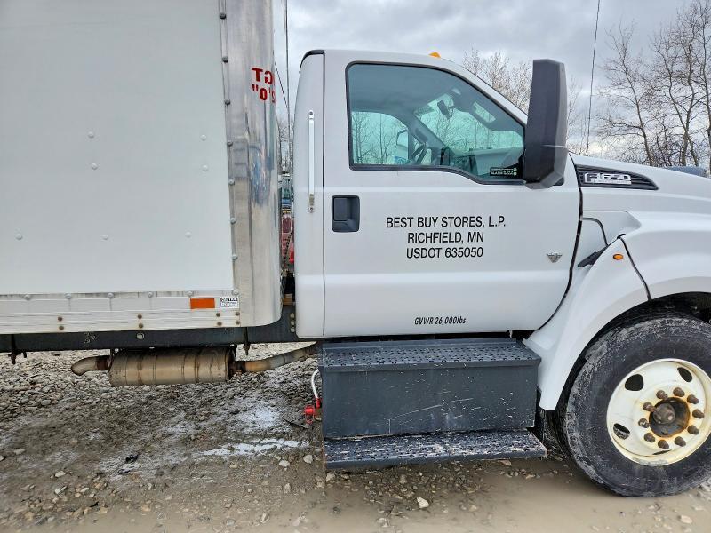 2022 Ford F650 Super Duty BOX Truck