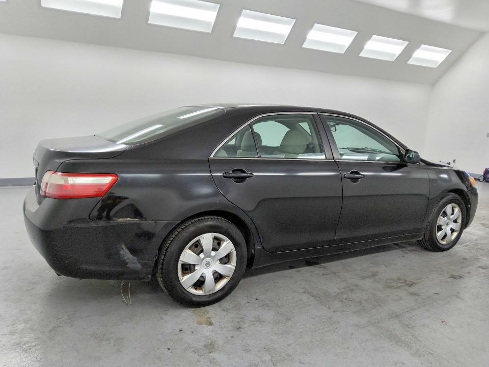 2009 Toyota Camry le