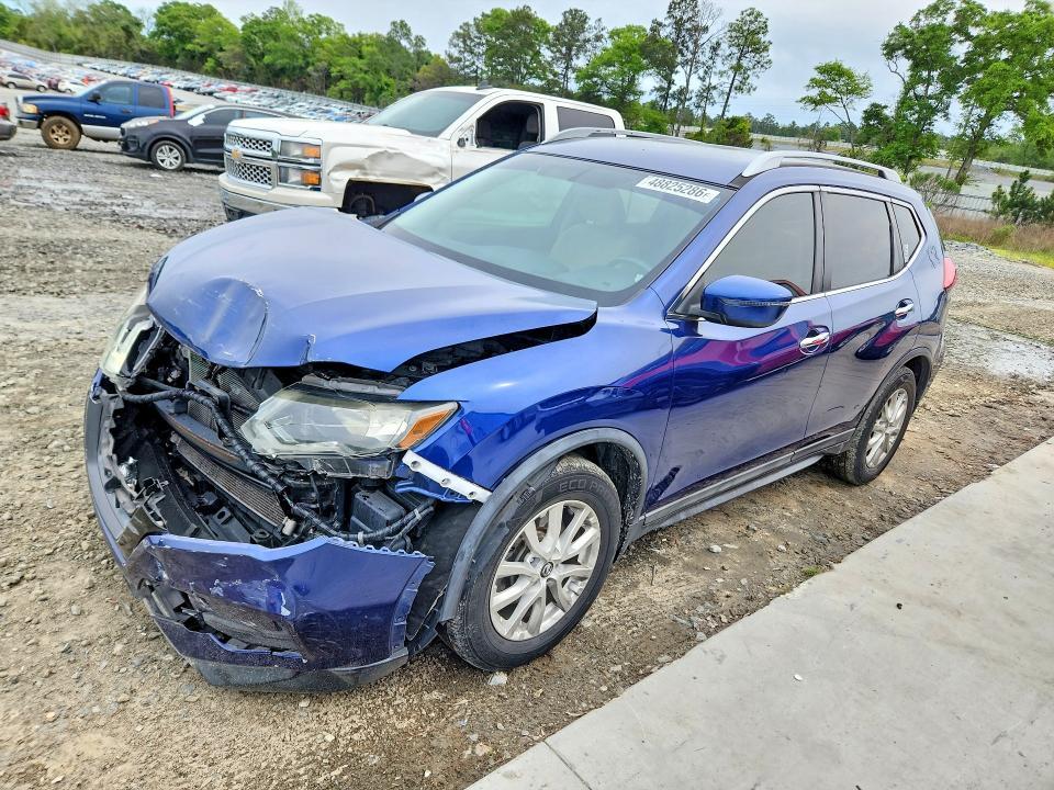 2017 Nissan Rogue sv
