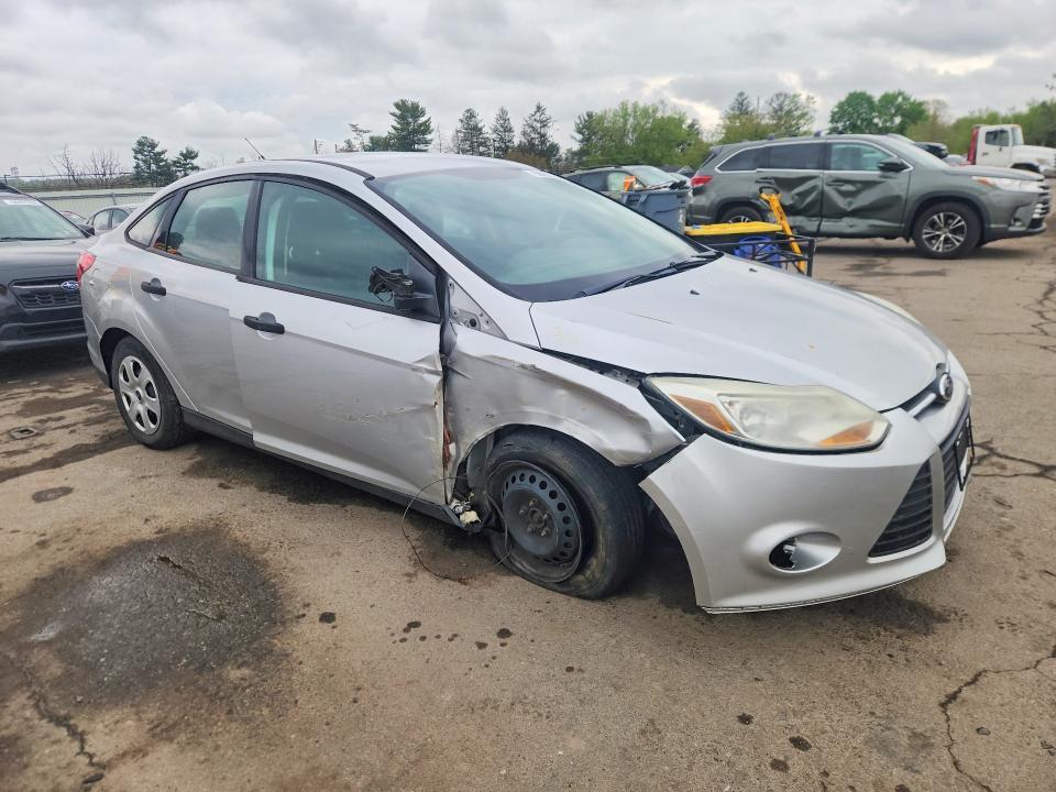 2012 Ford Focus s