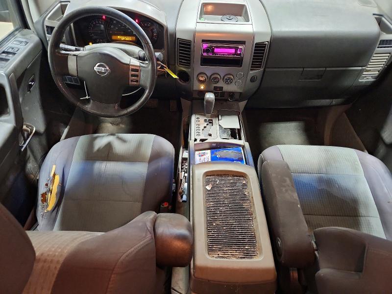 2004 Nissan Titan XE