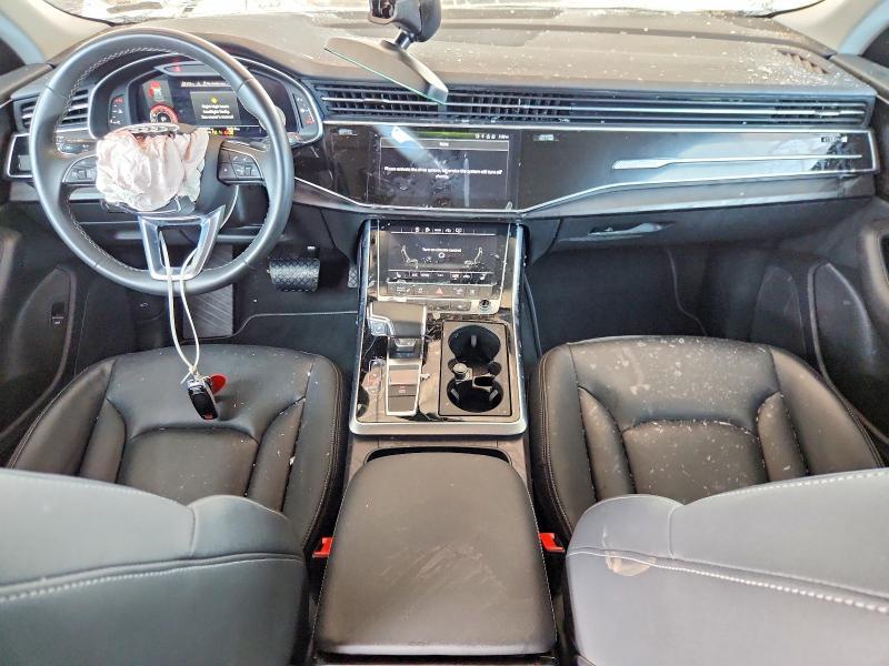 2022 Audi Q8 Premium