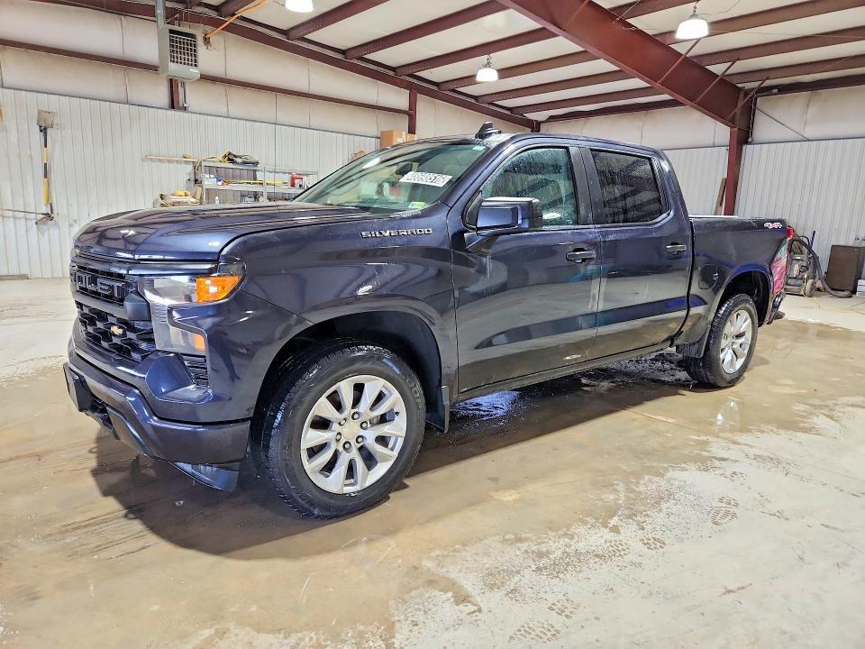 2022 Chevrolet Silverado K1500 Custom