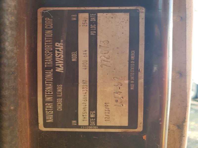 1992 International 4900 ROLL-OFF Container Truck