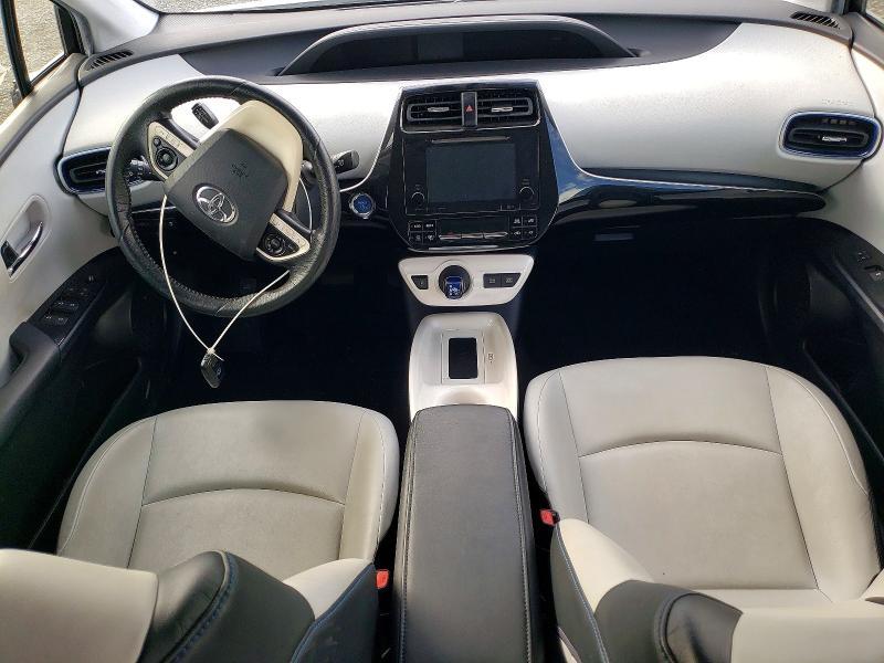 2016 Toyota Prius Three Touring
