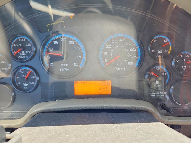 2011 Ic Corporation 3000 HC