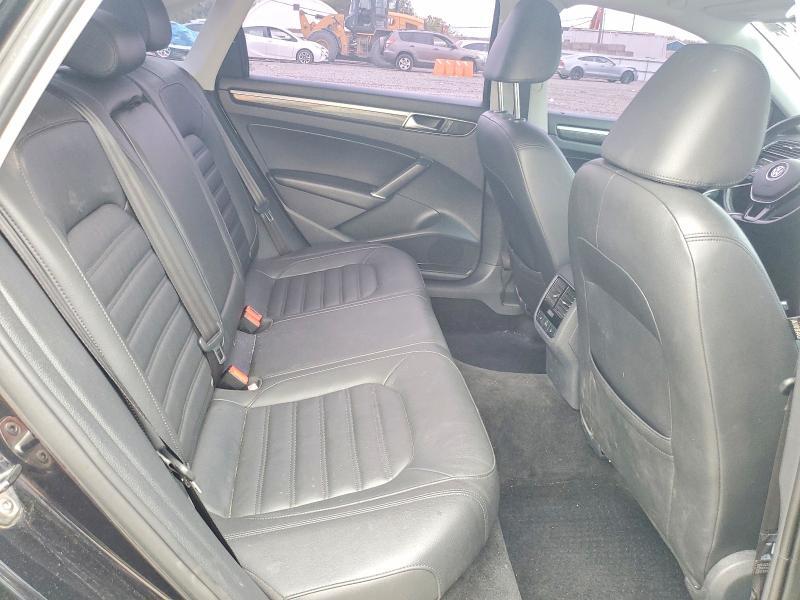 2017 Volkswagen Passat sel Premium