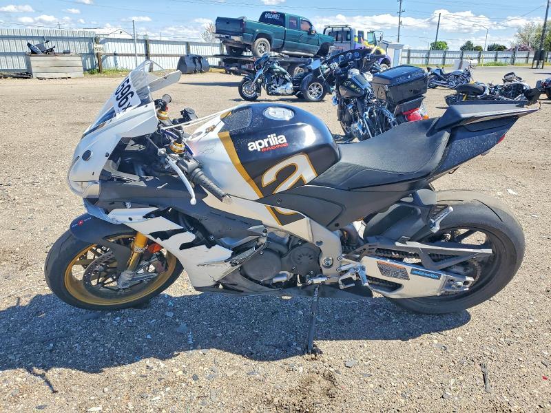 2025 Aprilia RSV4 1100 Factory