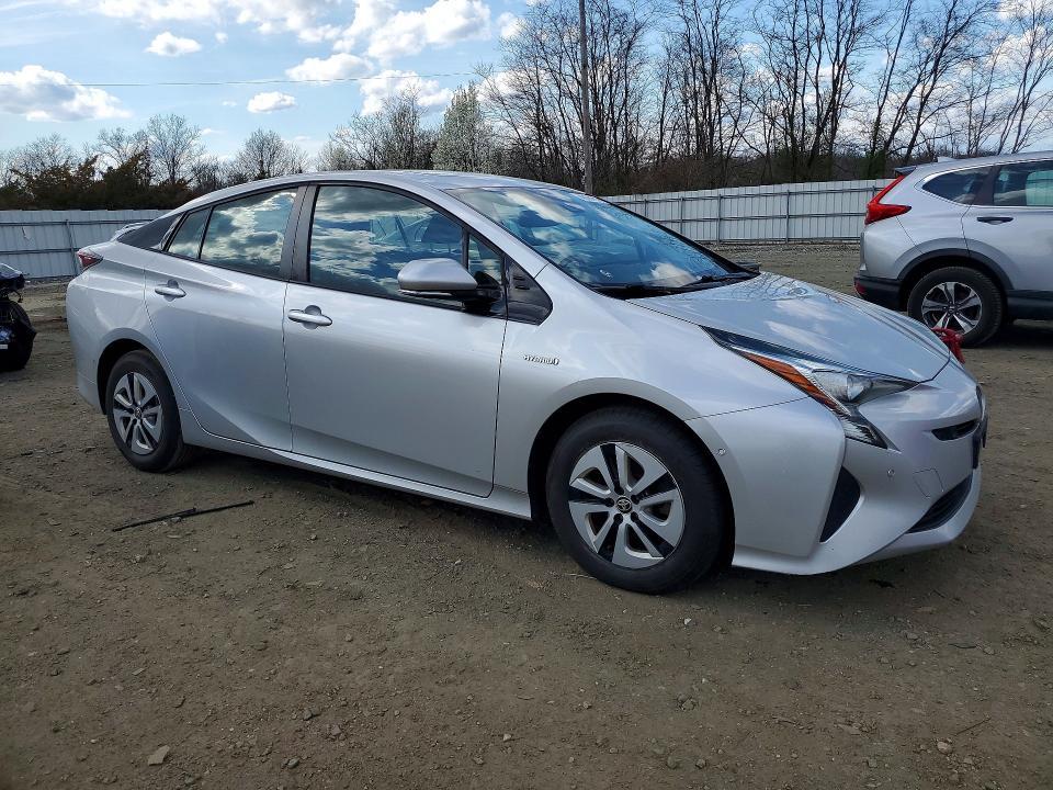 2018 Toyota Prius Four
