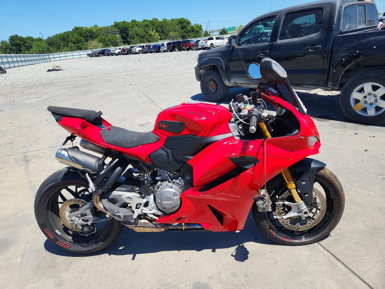 2026 Ducati Panigale V2