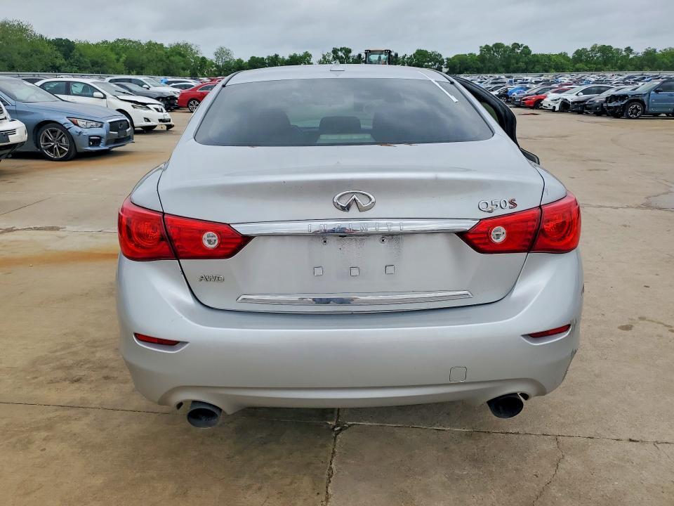 2015 Infiniti Q50 Base