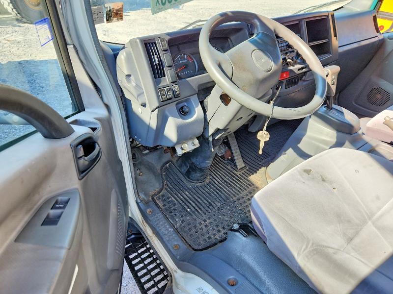 2008 Chev Rolet W5500 BOX Truck